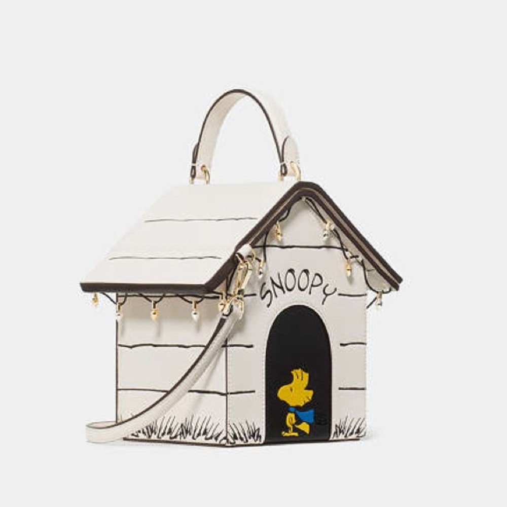 🔥Kate Spade X Peanuts Snoopy 3D‎ Dog House Crossbody Bag NWT